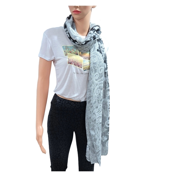 Elegant Black and Gray Floral Scarf - Picture 5 of 9